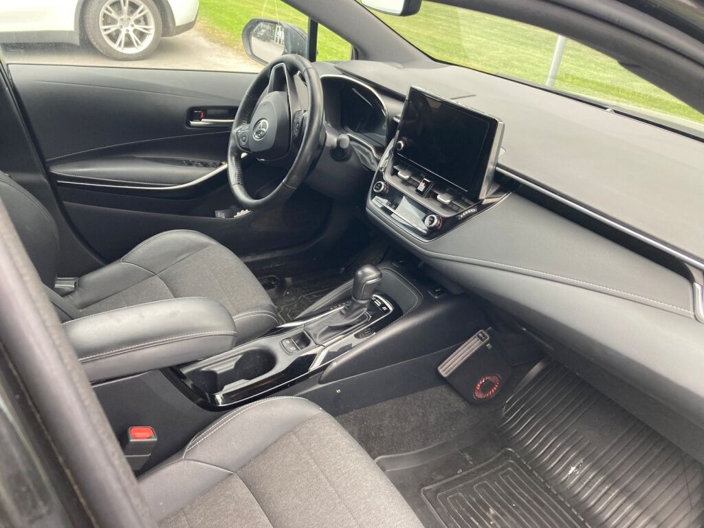 Toyota Corolla 2023 Musta