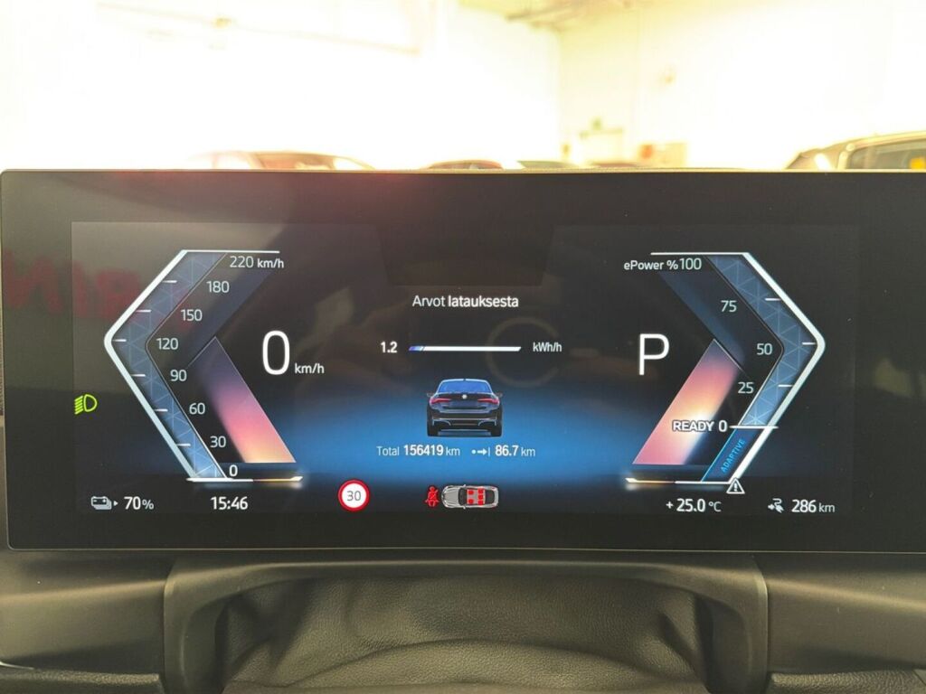 BMW i4 2023 Musta
