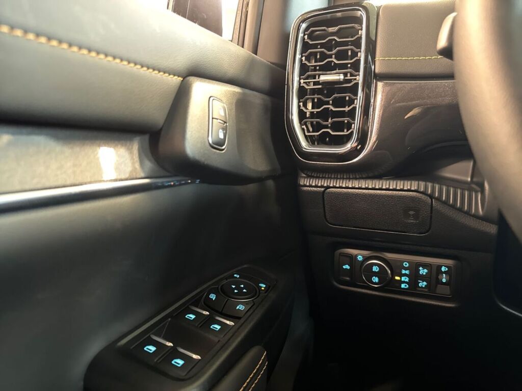 Ford Ranger 2026 Carbonized Gray