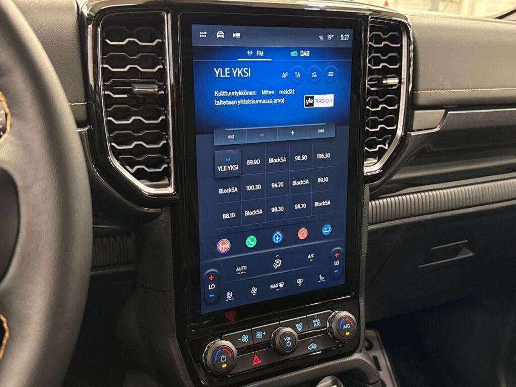 Ford Ranger 2026 Cyber Orange