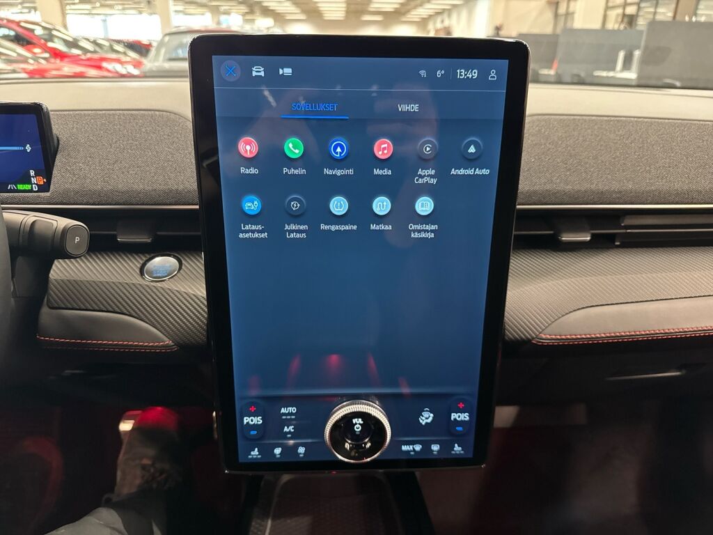 Ford Mustang Mach-E 2026 Punainen