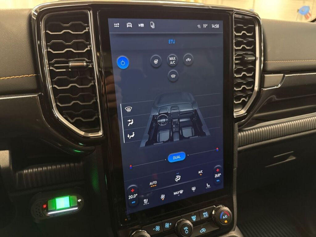 Ford Ranger 2026 Agate Black