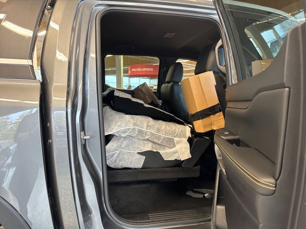 Ford Ranger 2026 Carbonized Gray