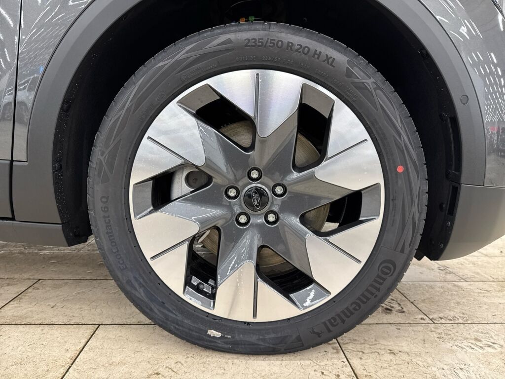 Ford Explorer 2026 Harmaa