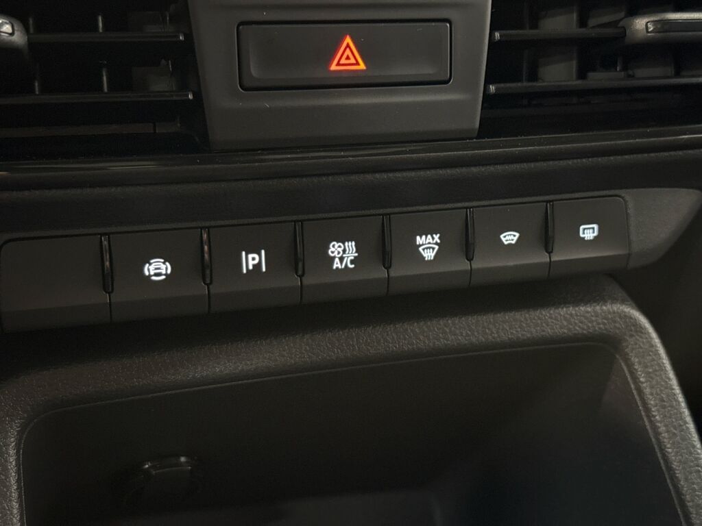 Ford Transit Connect 2026 Valkoinen