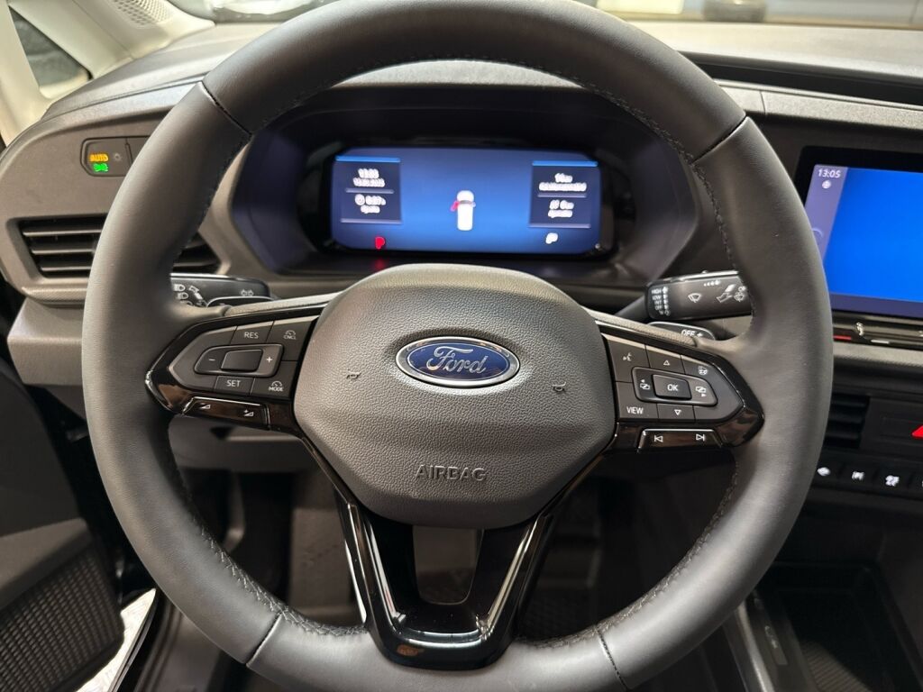 Ford Transit Connect 2026 Musta