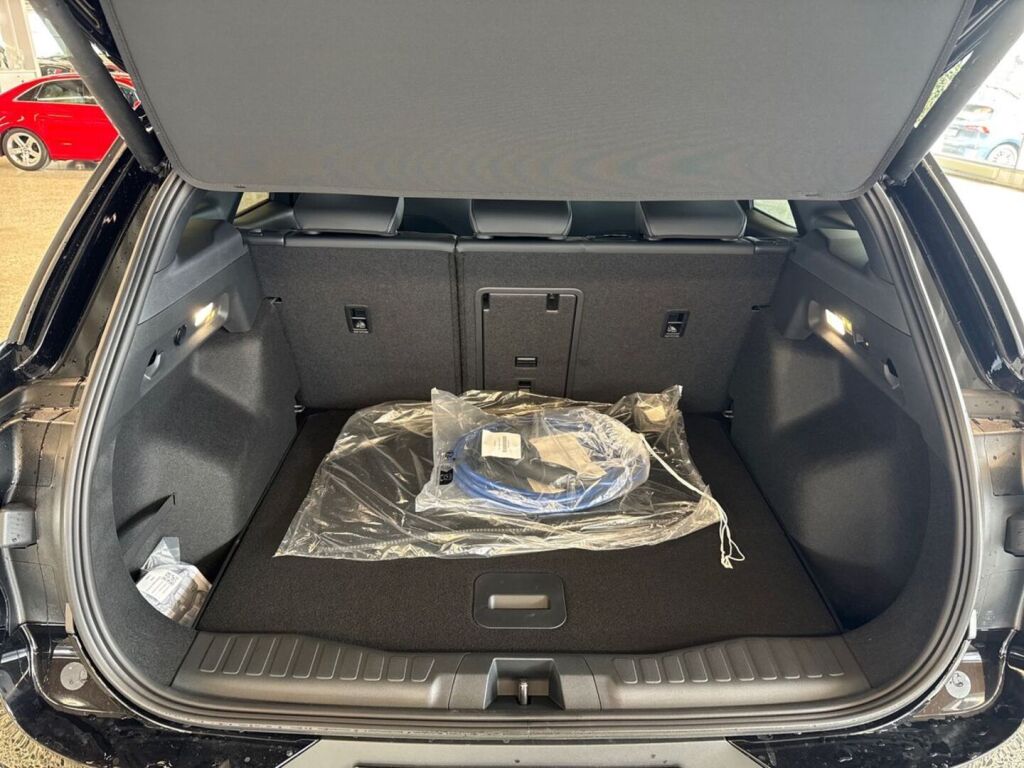 Ford Explorer 2026 Agate Black