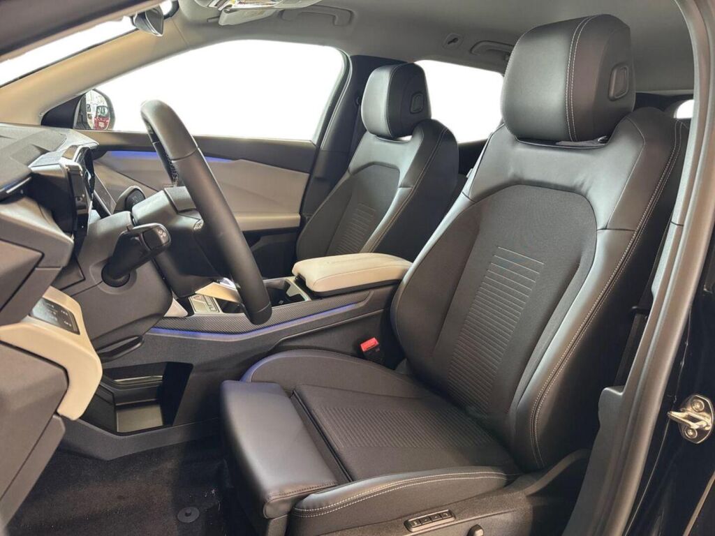 Ford Explorer 2026 Agate Black