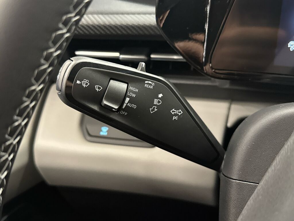 Ford Explorer 2026 Harmaa