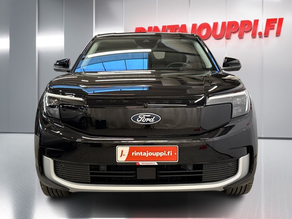 Ford Explorer 2026 Musta