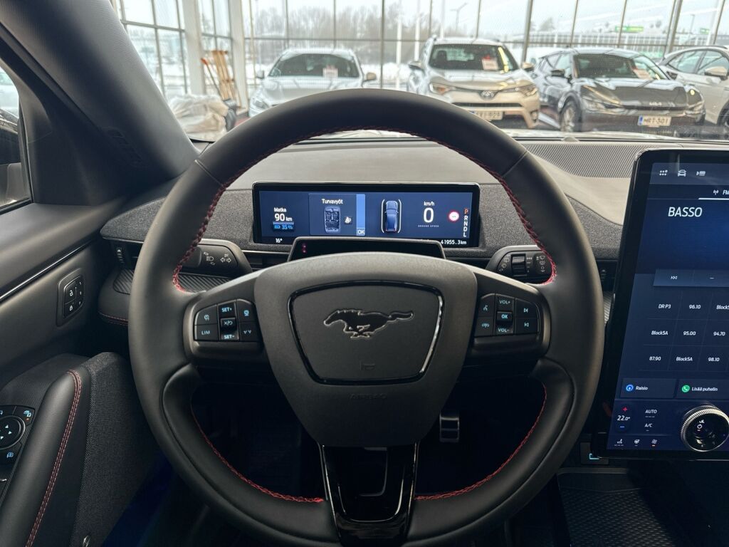 Ford Mustang Mach-E 2023 Valkoinen