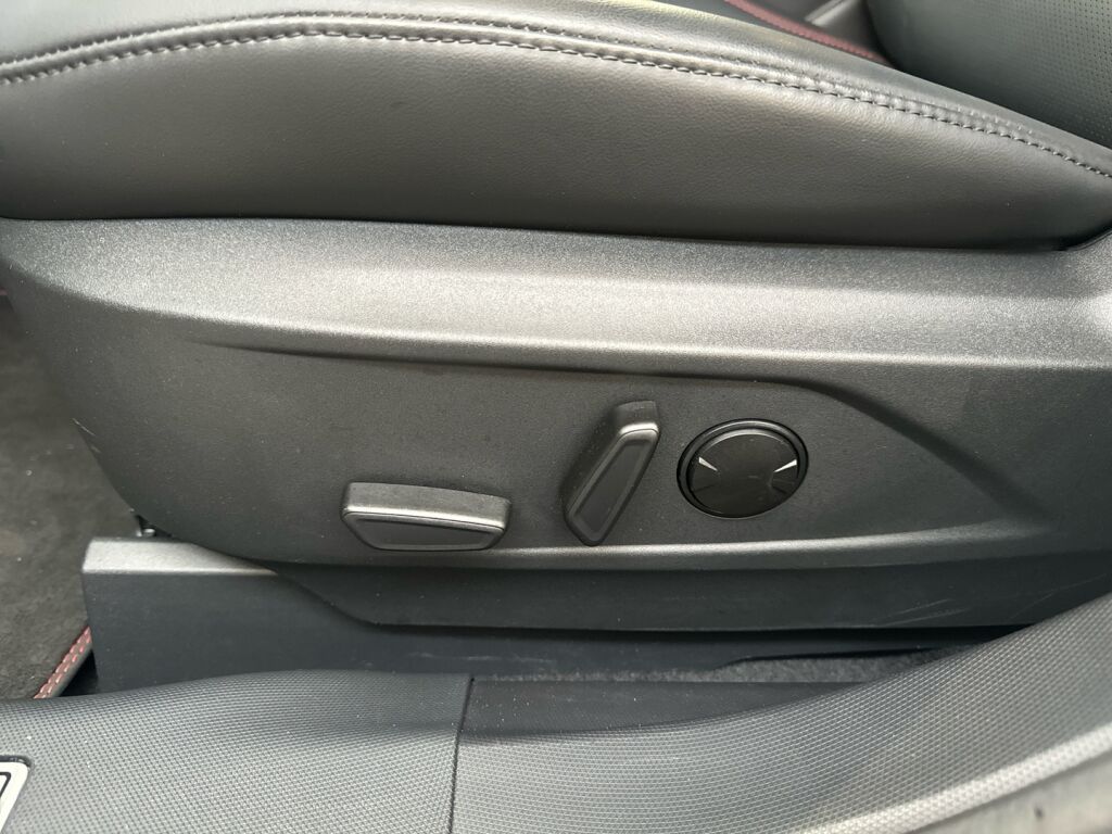 Ford Mustang Mach-E 2023 Valkoinen