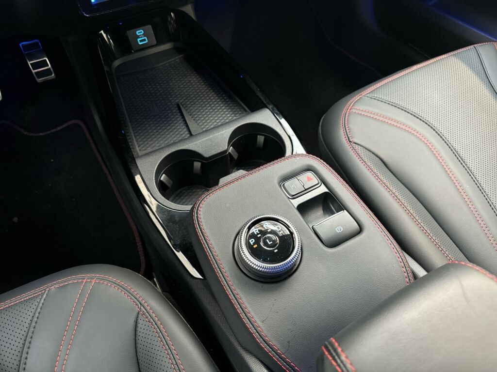 Ford Mustang Mach-E 2023 Valkoinen