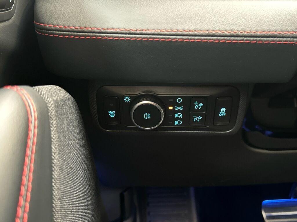 Ford Mustang Mach-E 2023 Valkoinen