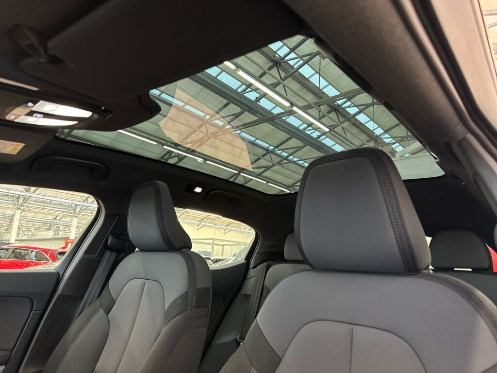 Polestar 2 2023 Harmaa