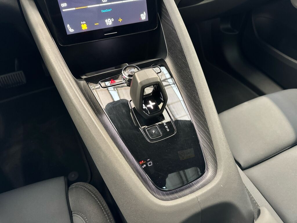 Polestar 2 2023 Harmaa