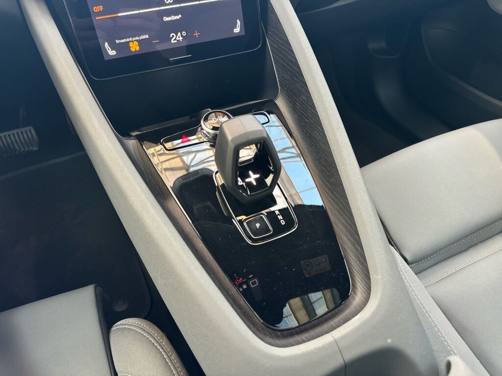 Polestar 2 2023 Metalli harmaa