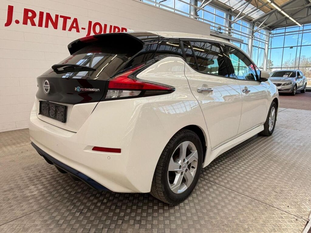 Nissan Leaf 2021 