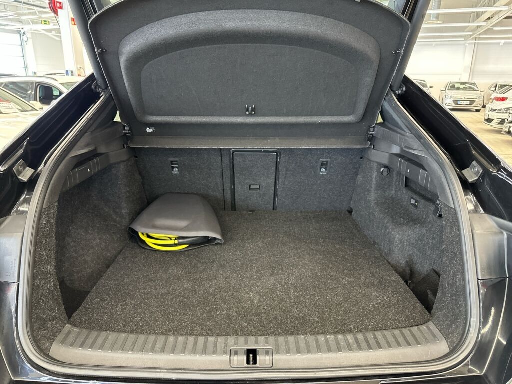 Skoda Enyaq 2022 Musta