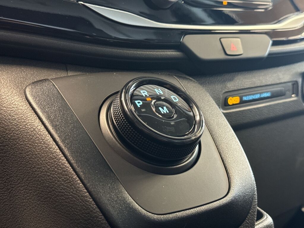 Ford Transit 2026 Musta