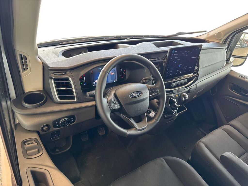 Ford Transit 2026 Frozen White