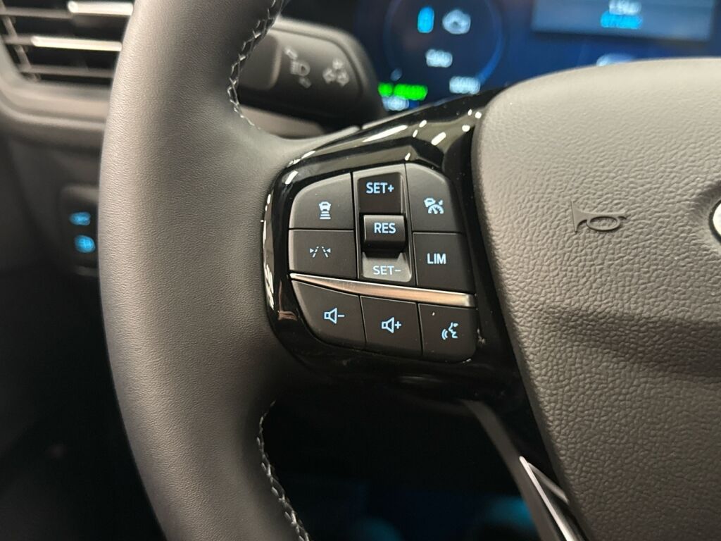 Ford Kuga 2026 Valkoinen