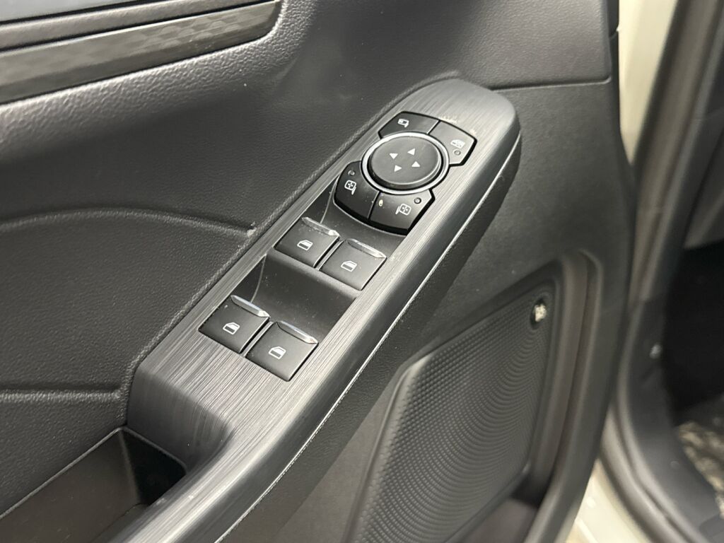 Ford Kuga 2026 Valkoinen