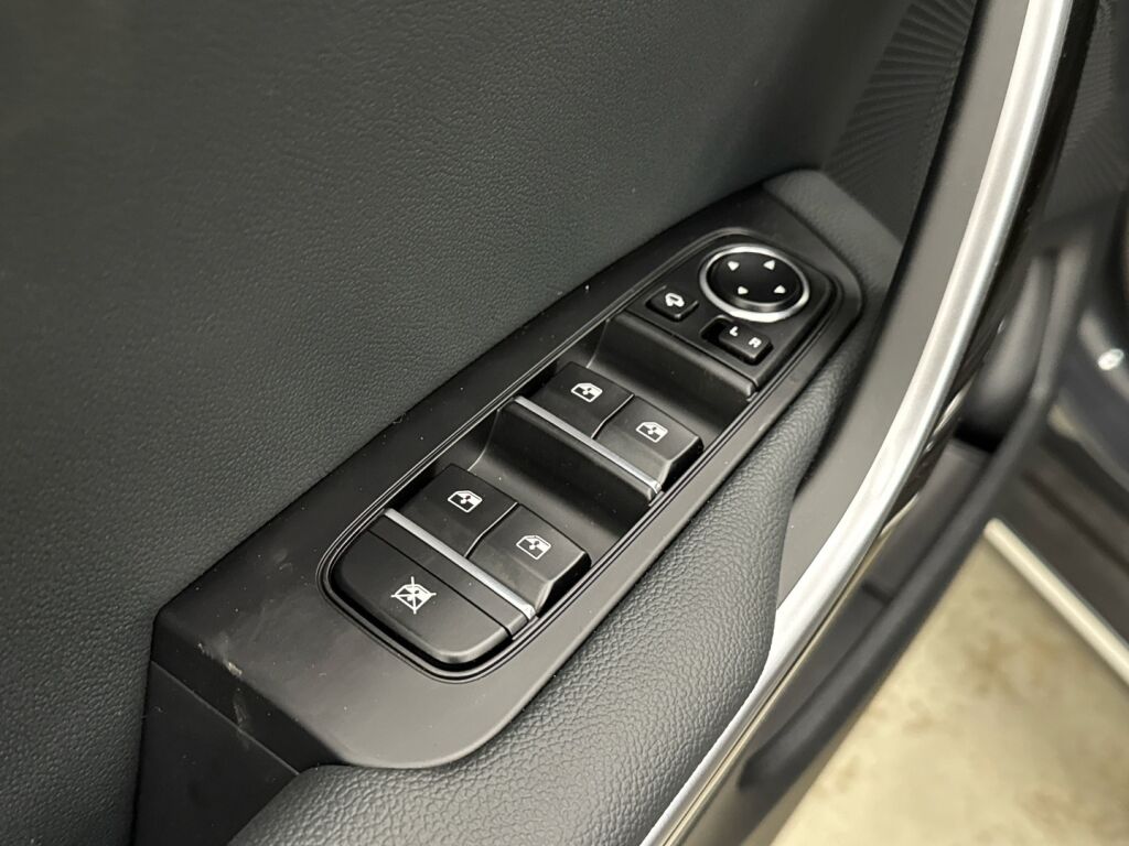 Kia XCeed 2026 Harmaa