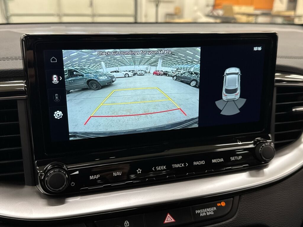 Kia XCeed 2026 Harmaa