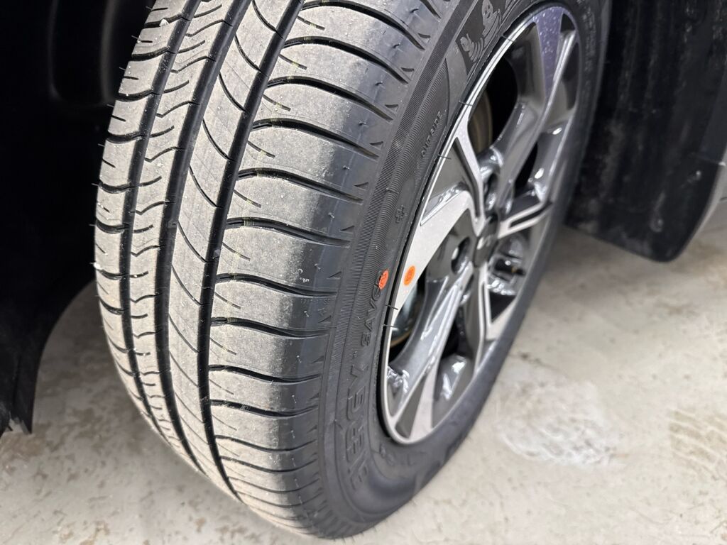 Kia XCeed 2026 Harmaa