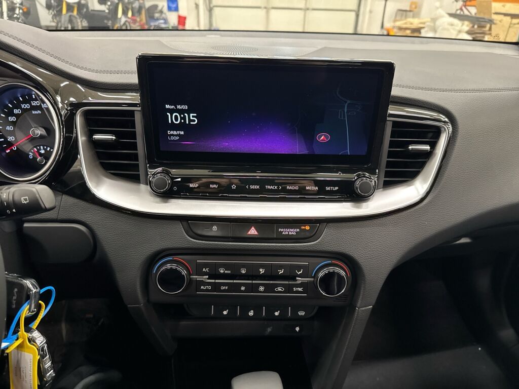 Kia XCeed 2026 Harmaa