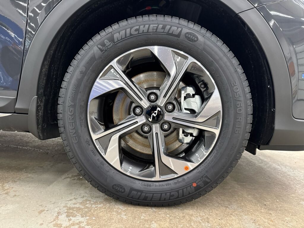 Kia XCeed 2026 Harmaa