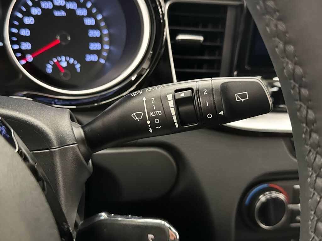 Kia XCeed 2026 Harmaa