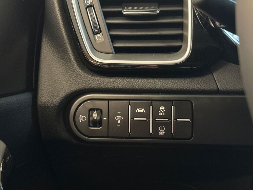 Kia XCeed 2026 Valkoinen