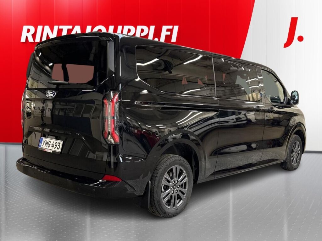 Ford Tourneo Custom 2026 Musta