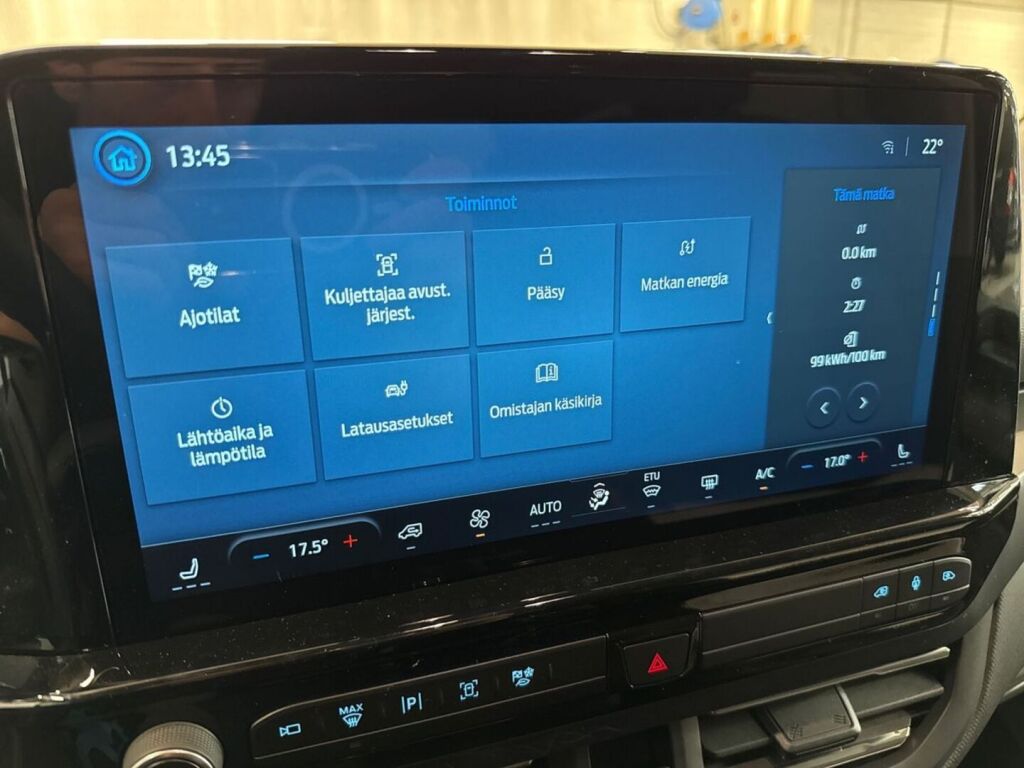 Ford Tourneo Custom 2026 Musta