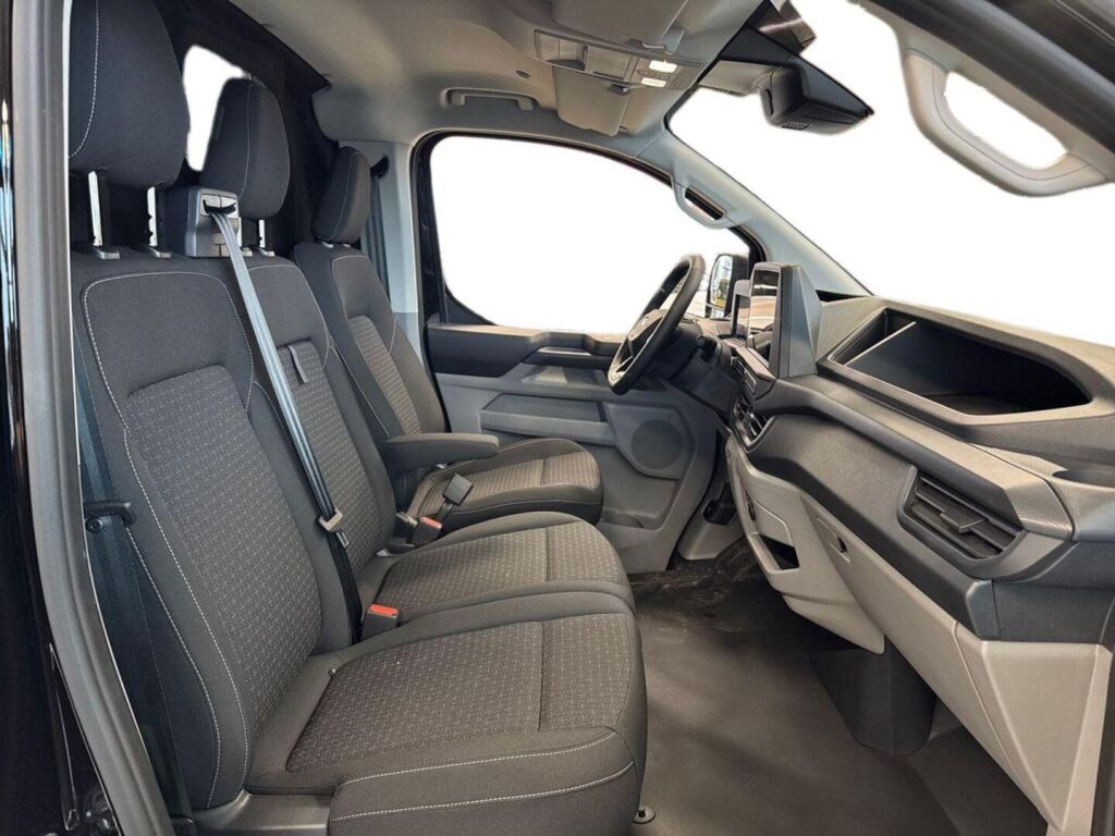 Ford Transit Custom 2026 Agate Black