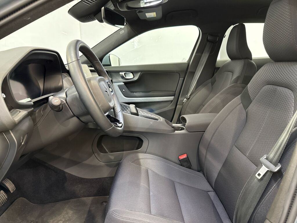 Polestar 2 2021 Thunder