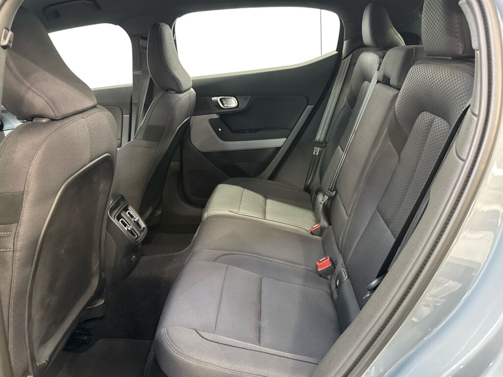 Polestar 2 2021 Thunder