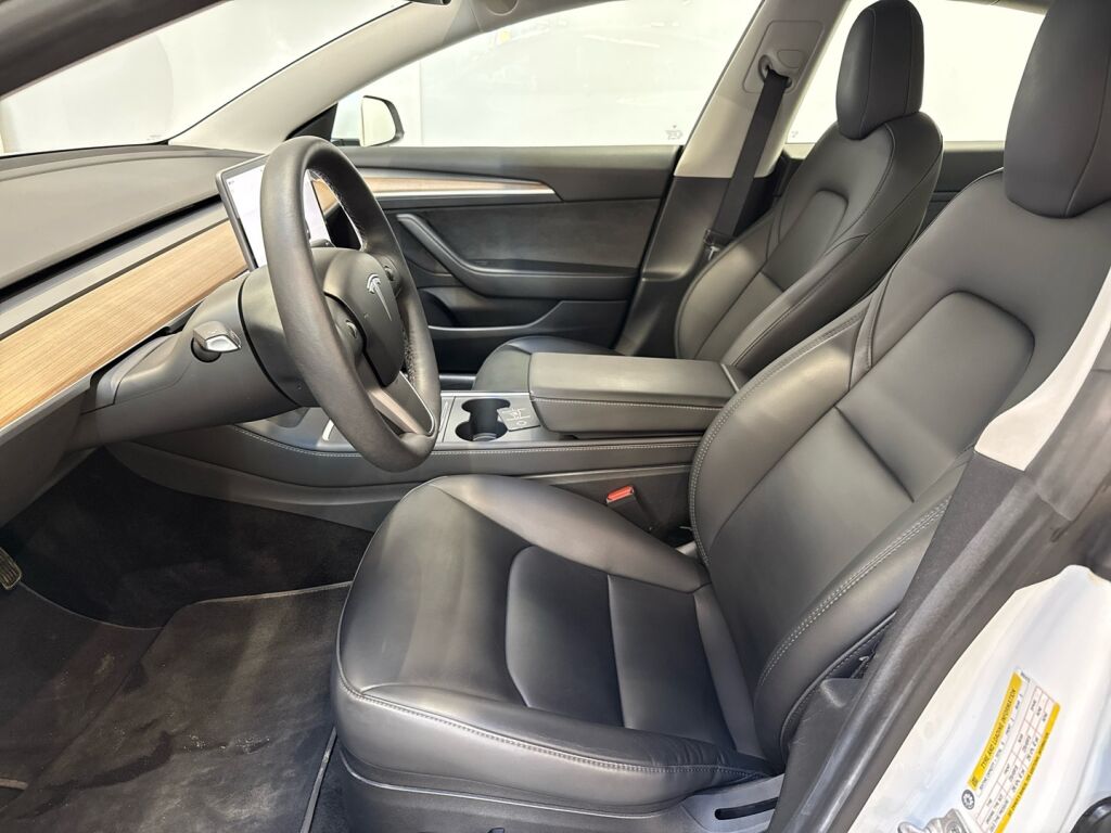 Tesla Model 3 2022 Valkoinen