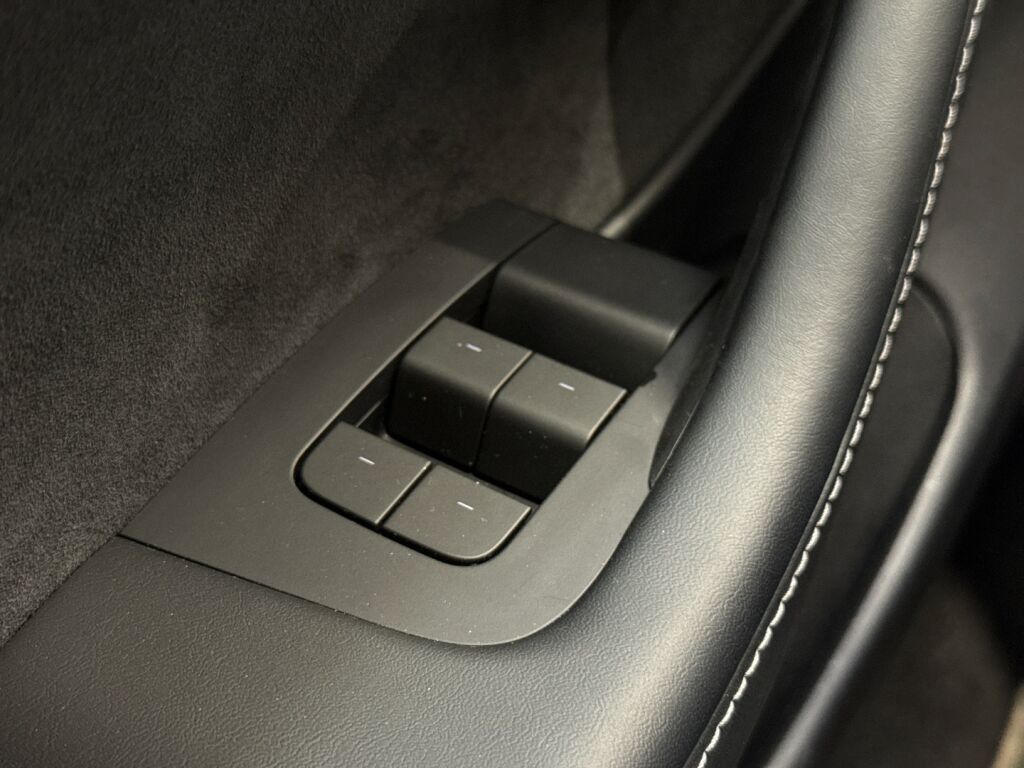 Tesla Model 3 2022 Valkoinen