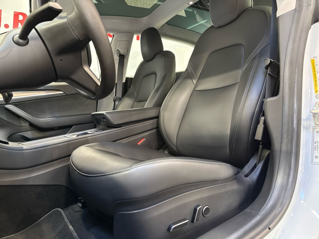 Tesla Model 3 2022 Valkoinen