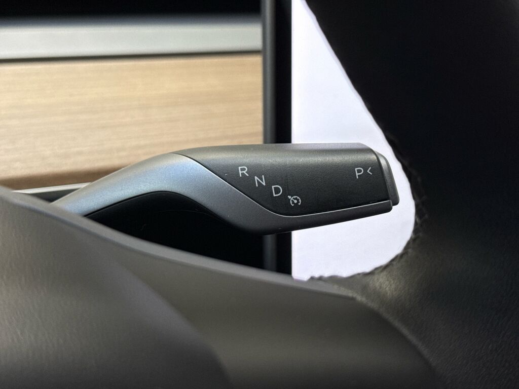 Tesla Model 3 2022 Valkoinen