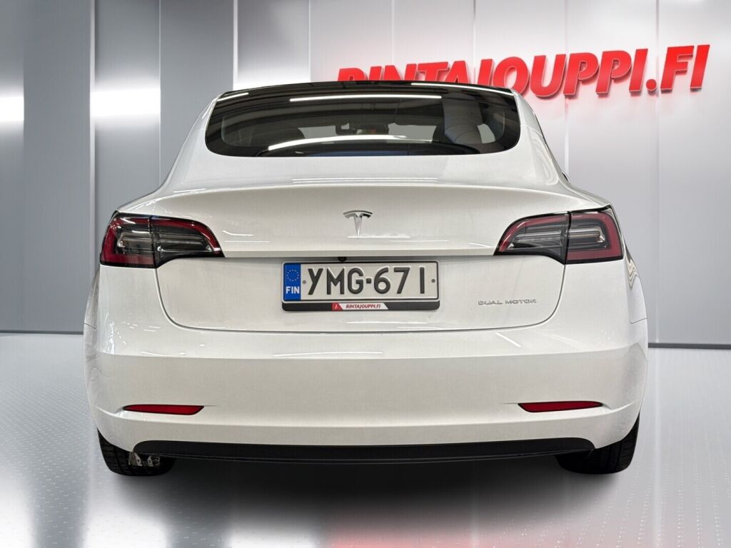 Tesla Model 3 2022 Valkoinen