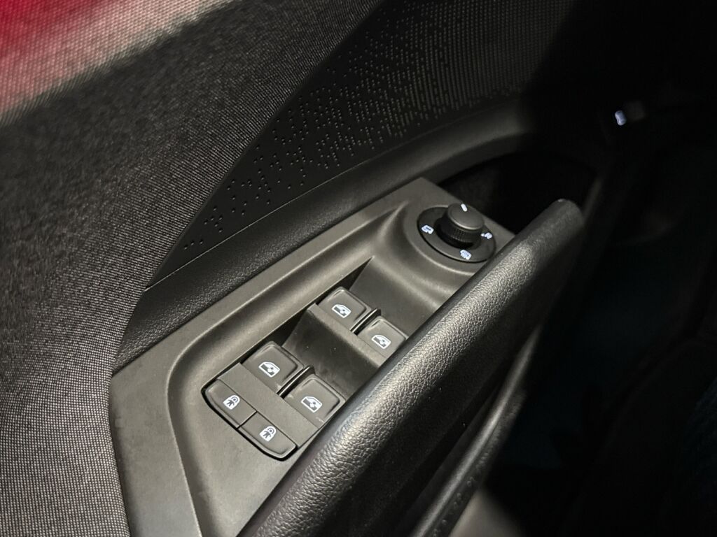 Skoda Enyaq 2024 Brilliant Silver Metallic