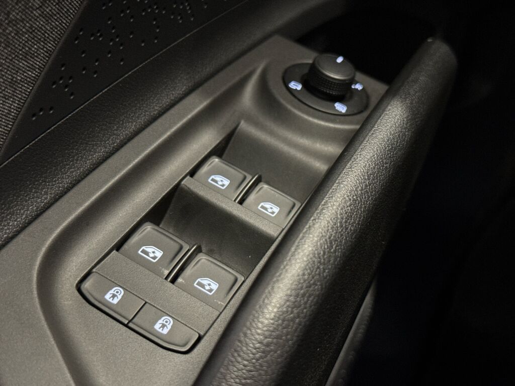 Skoda Enyaq 2024 Brilliant Silver Metallic