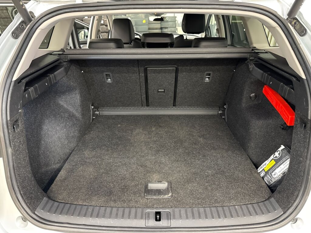 Skoda Enyaq 2024 Brilliant Silver Metallic