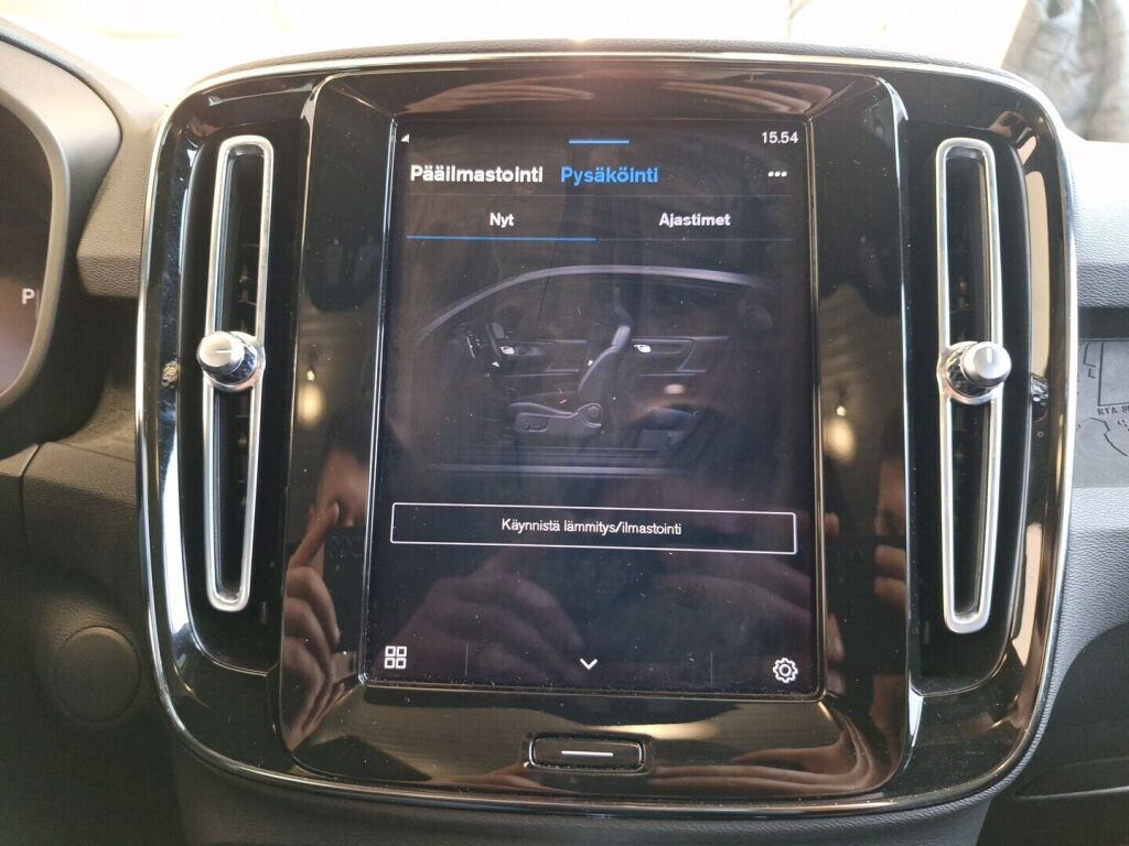 Volvo C40 2022 Vihreä