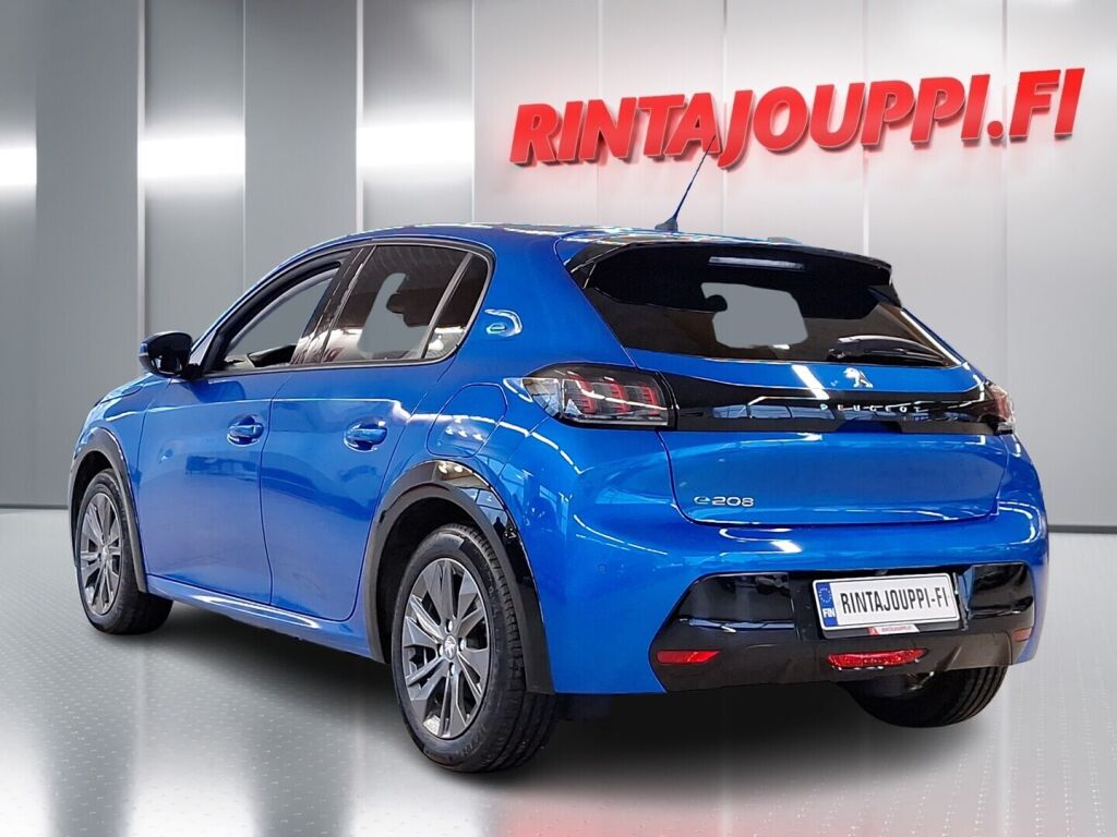 Peugeot e-208 2021 