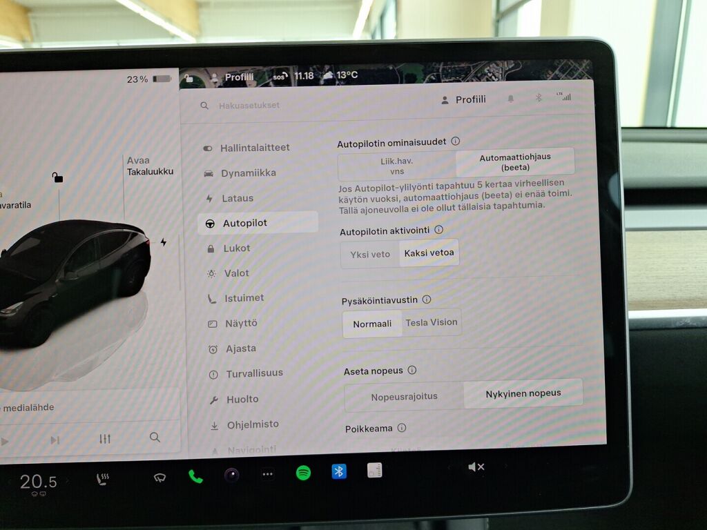 Tesla Model Y 2022 Musta
